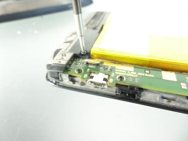 Démontage Alcatel onetouch OT 8008